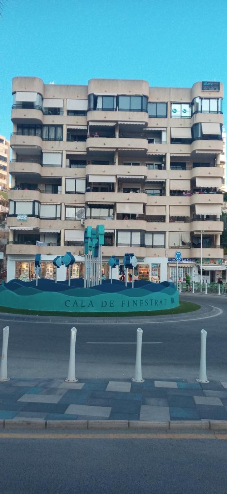 Apartamento En La カーラ・デ・フィネストラット エクステリア 写真